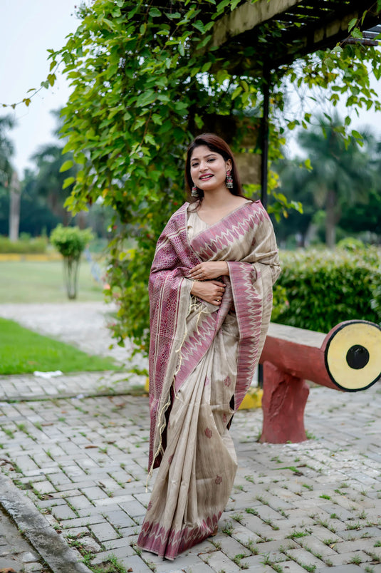 Beige-Mauve Classic Tussar Silk Traditional Weaving Pattern Saree