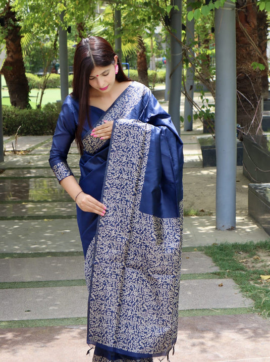 Navy Blue Elegant Handloom Raw Silk Rich Weaving Pallu Saree