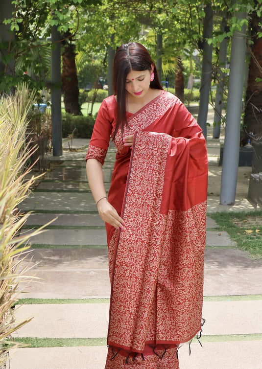 Red Elegant Handloom Raw Silk Rich Weaving Pallu Saree