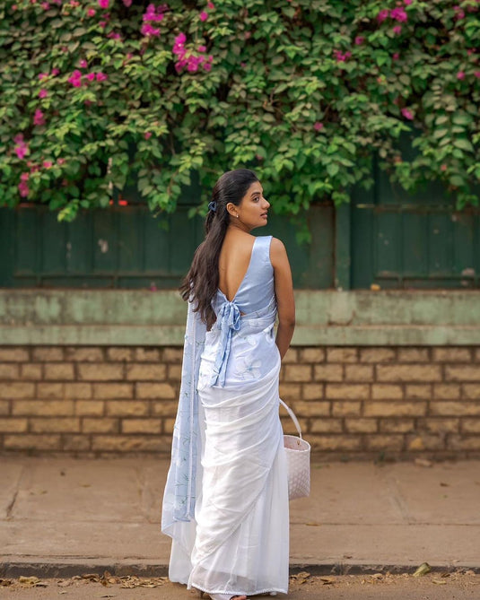 White Elegant Premium Georgette Floral Printed Ombre Saree