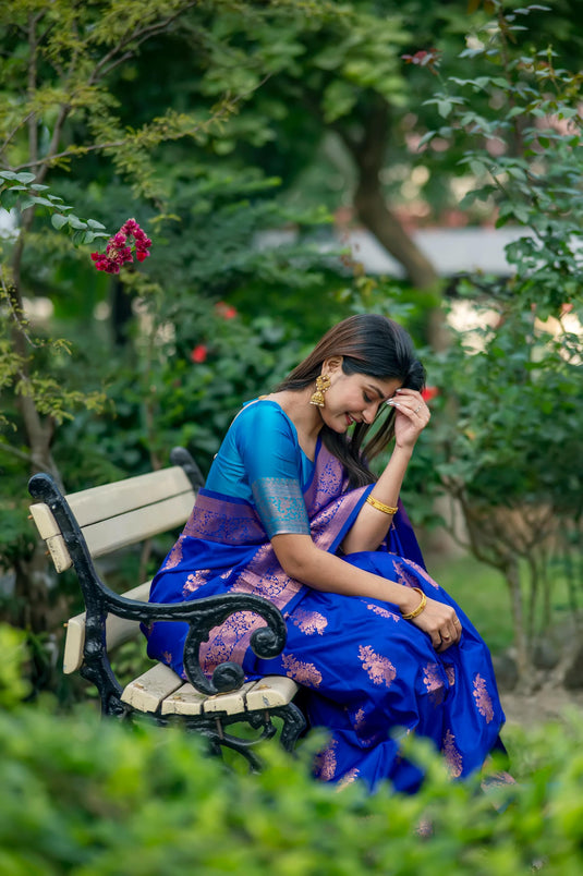 Royal Blue Soft Banarasi Silk Zari Weaving Pattern Saree