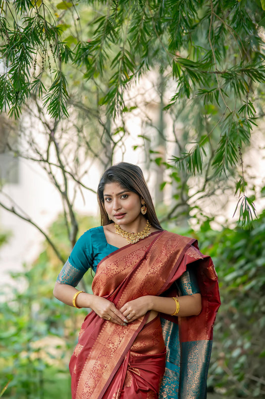 Maroon Soft Banarasi Silk Zari Weaving Pattern Saree