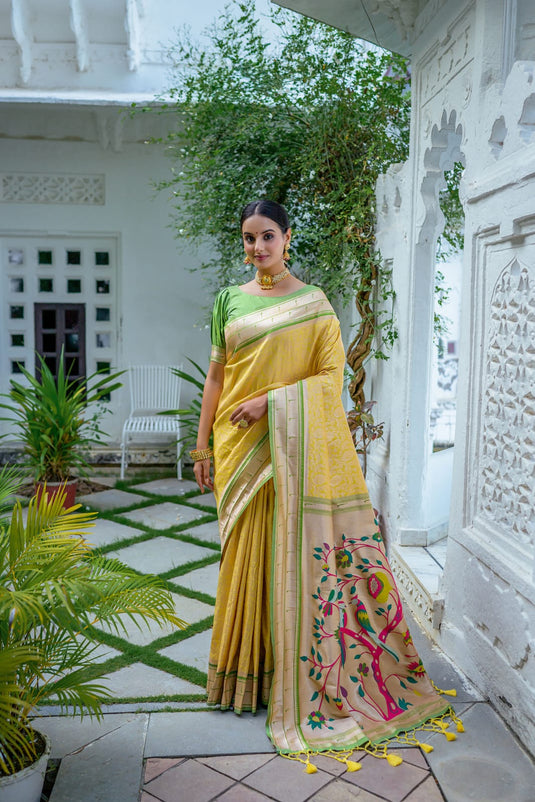 Yellow Soft Kanjivaram Silk Rich Paithnai Pallu Traditional Saree